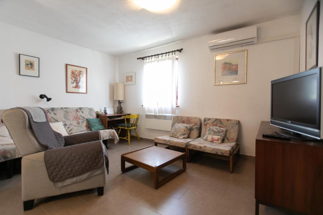 Apartman Silna Your New Home With Terrace And Garden Bobovisca Zewnętrze zdjęcie